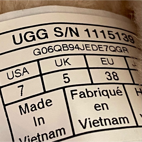 UGG Pearle Slippers (Women’s Size 7) - Picture 13 of 17